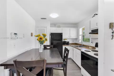 5150 NE 6th Ave #117, Oakland Park, FL 33334