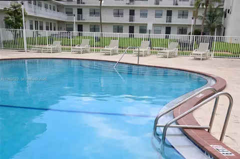 500 NE 2nd St #127, Dania Beach, FL 33004