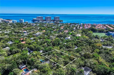 View/Area - 2925 Seminole St, Miami, FL 33133 photo 1 of 1