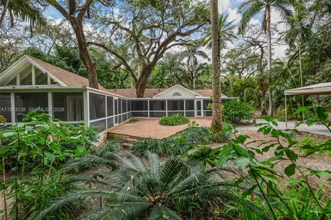 Exterior - 2925 Seminole St, Miami, FL 33133 photo 7 of 9
