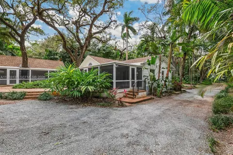 Exterior - 2925 Seminole St, Miami, FL 33133 photo 5 of 9