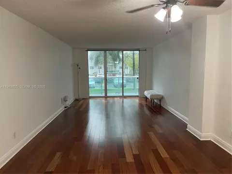 19390 Collins Ave #122, Sunny Isles Beach, FL 33160