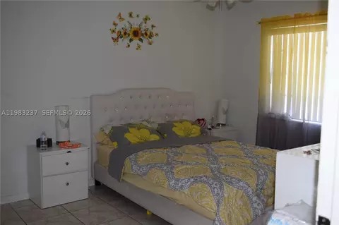 1335 W 68th St #106, Hialeah, FL 33014 photo 2