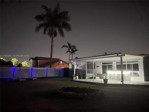 53 NW 19th St, Homestead, FL 33030