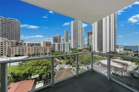 321 NE 26th St #701, Miami, FL 33137