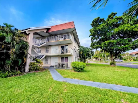 3061 NW 47th Ter #226A, Lauderdale Lakes, FL 33313