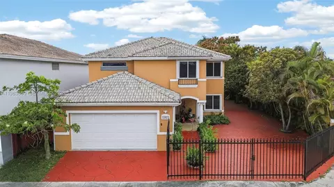 15672 SW 91st Ln, Miami, FL 33196