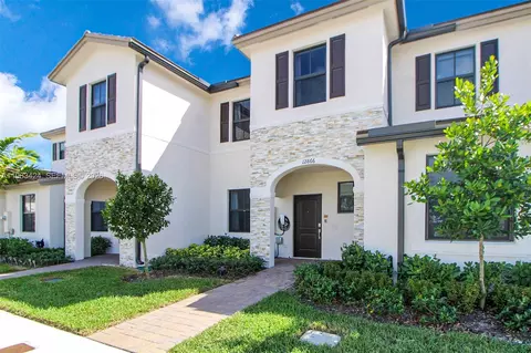 12866 SW 232nd Ln, Homestead, FL 33032
