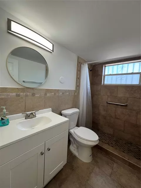 Bath - 20 W 37th St, Hialeah, FL 33012 photo 1 of 3