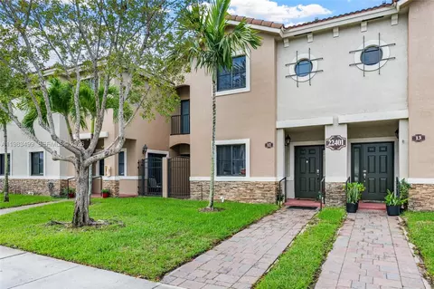 22401 SW 88th Pl #12-27, Cutler Bay, FL 33190