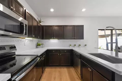 Kitchen - 9380 W 33rd Ln, Hialeah, FL 33018 photo 2 of 3