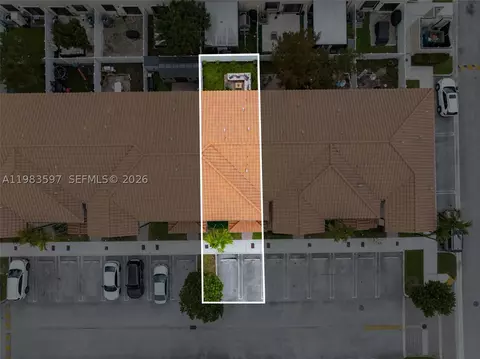 View/Area - 9380 W 33rd Ln, Hialeah, FL 33018 photo 1 of 10
