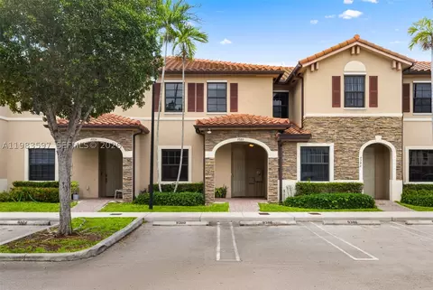Other - 9380 W 33rd Ln, Hialeah, FL 33018 photo 4 of 12