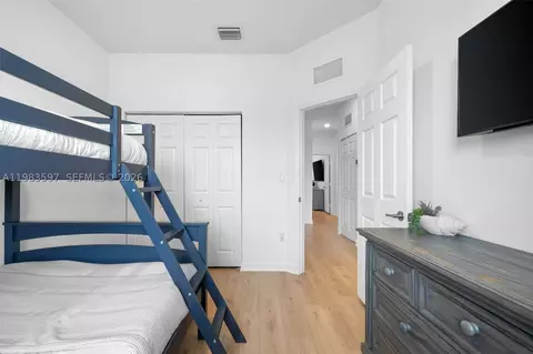 Bedroom - 9380 W 33rd Ln, Hialeah, FL 33018 photo 7 of 8