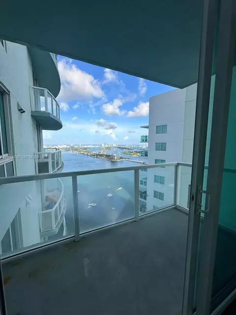 1900 N Bayshore Dr #3803, Miami, FL 33132