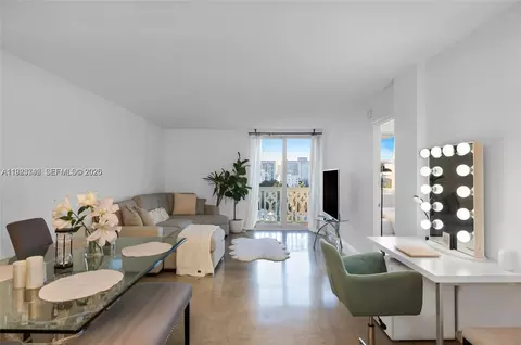 1020 Meridian Ave #816, Miami Beach, FL 33139