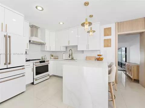 550 NW 58th Ave, Miami, FL 33126