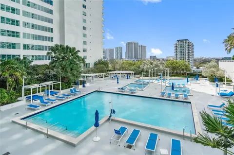1800 N Bayshore Dr #1208, Miami, FL 33132