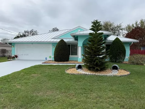 5861 NW Cullom Cir, Port Saint Lucie, FL 34986
