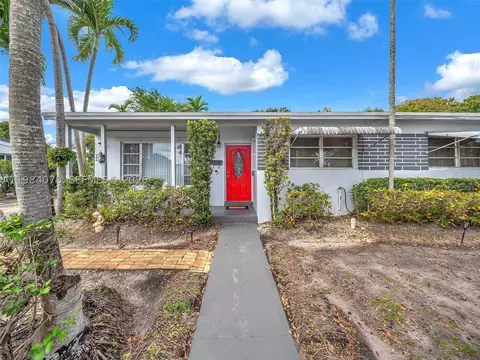 3281 NW 170th St, Miami Gardens, FL 33056