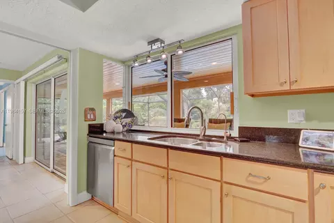 Kitchen - 3482 SE Court Dr, Stuart, FL 34997 photo 2 of 3