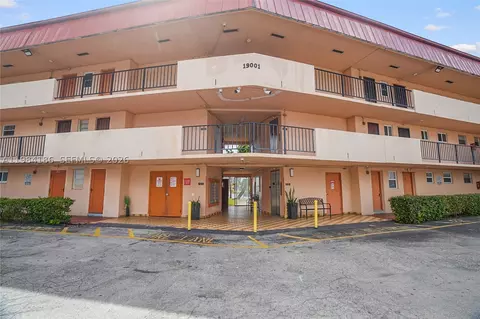 19001 NE 14th Ave #221, Miami, FL 33179