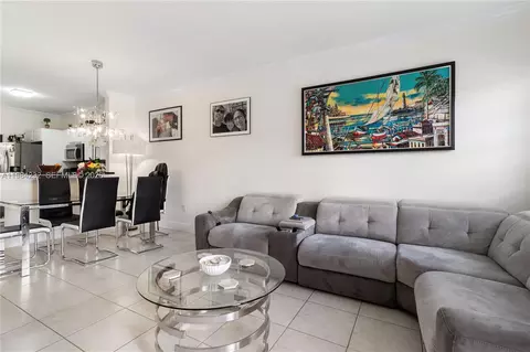 13758 SW 170th Ln, Miami, FL 33177