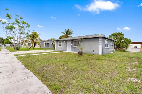 3361 NW 189th St, Miami Gardens, FL 33056