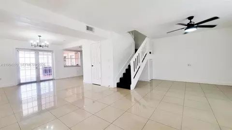 5320 W 26th Ave #108, Hialeah, FL 33016