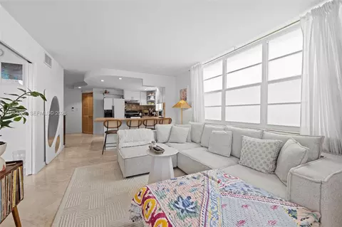 949 Pennsylvania Ave #201, Miami Beach, FL 33139