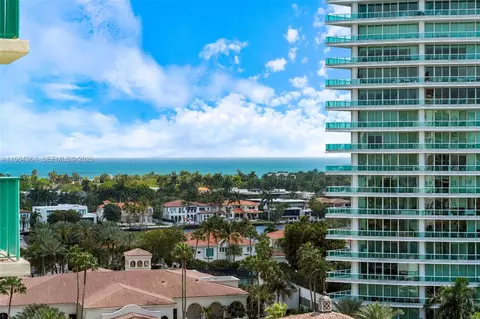 20000 E Country Club Dr #1109, Aventura, FL 33180