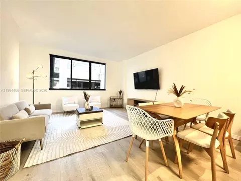 540 Brickell Key Dr #202, Miami, FL 33131