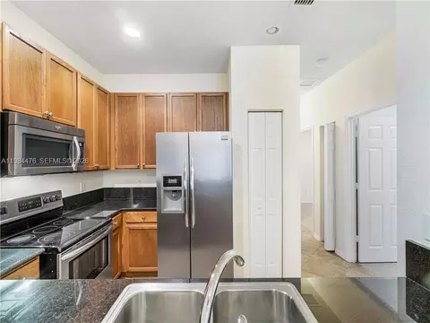 5866 Hampton Hills Blvd #5866, Tamarac, FL 33321
