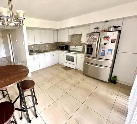 8650 SW 133rd Ave Rd #314, Miami, FL 33183