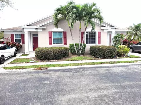 5823 Plum Harbor Cir, Tamarac, FL 33321