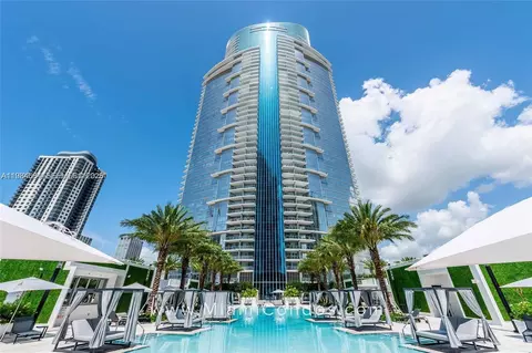 851 NE 1st Ave #3601, Miami, FL 33132
