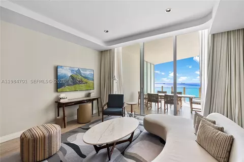 525 N Fort Lauderdale Beach Blvd #1707, Fort Lauderdale, FL 33304