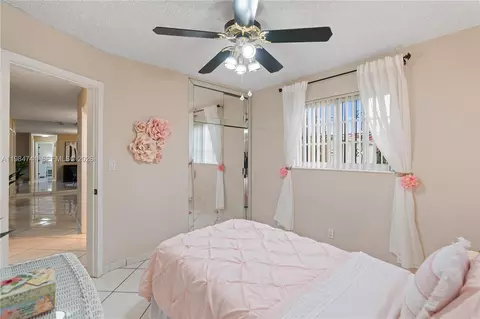 Bedroom - 7600 W 12th Ave, Hialeah, FL 33014 photo 7 of 9