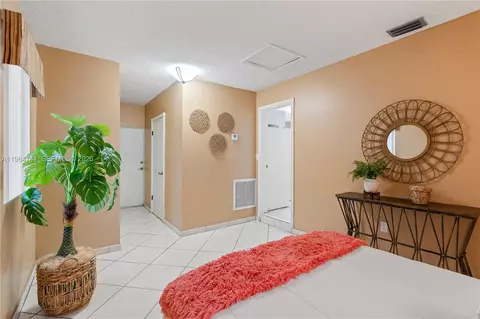 Bedroom - 7600 W 12th Ave, Hialeah, FL 33014 photo 4 of 9