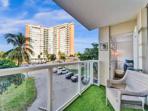 1351 NE Miami Gardens Dr #203E, Miami, FL 33179