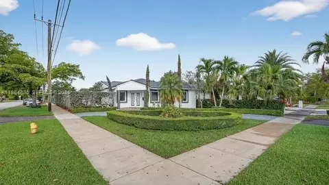 588 Mokena Dr, Miami Springs, FL 33166
