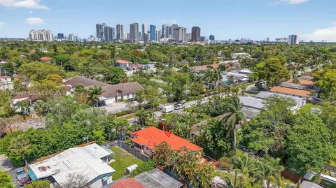 850 SW 12th Ct, Fort Lauderdale, FL 33315