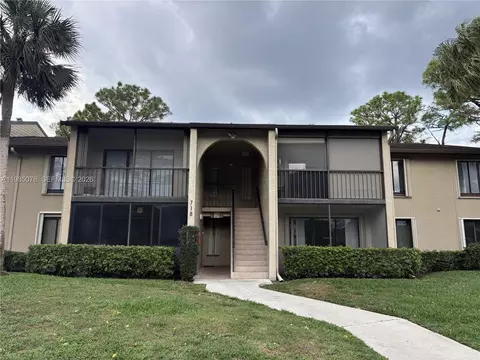 718 Sunny Pine Way #F2, Greenacres, FL 33415