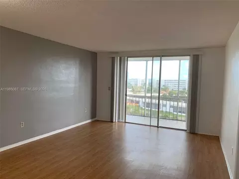 2859 Leonard Dr #G510, Aventura, FL 33160