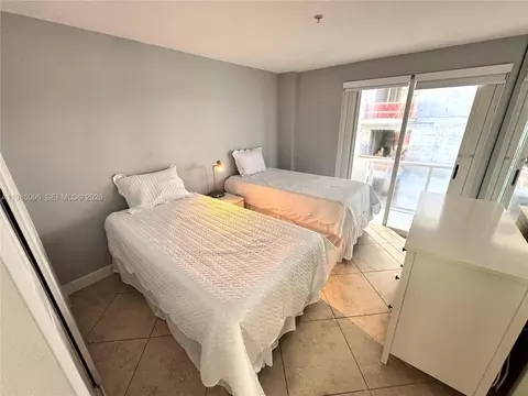 Bedroom - 9195 Collins Ave #PH4, Surfside, FL 33154 photo 3 of 4