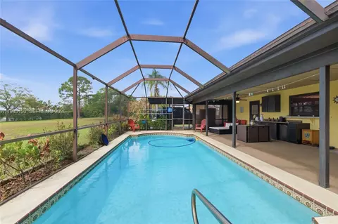 2580 SW Bayshore Blvd, Port Saint Lucie, FL 34984