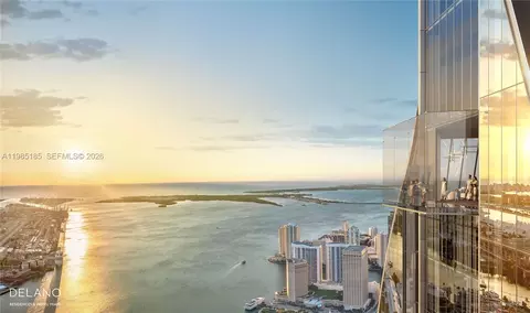 400 Biscayne Blvd #5703, Miami, FL 33132