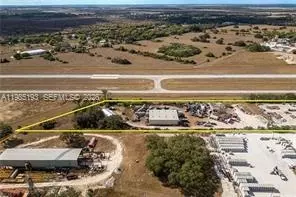 1525 Forestry Division Rd, La Belle, FL 33935