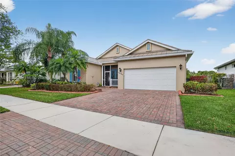 10701 SW Waterway Ln, Port Saint Lucie, FL 34987