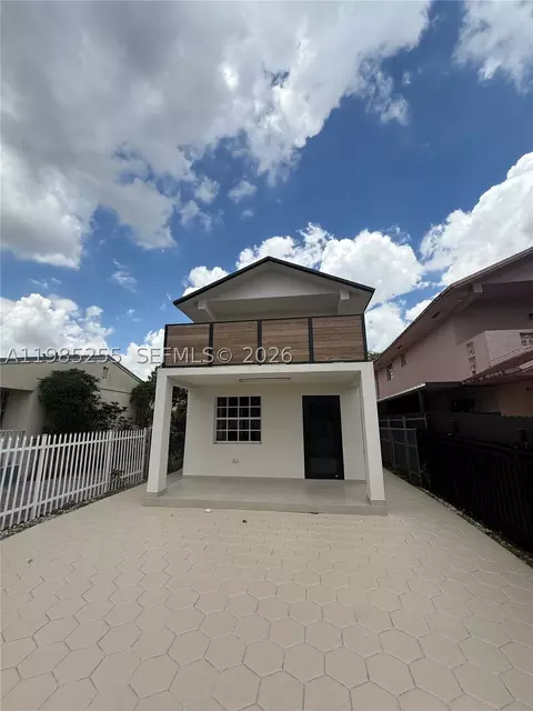370 Flagami Blvd, Miami, FL 33144